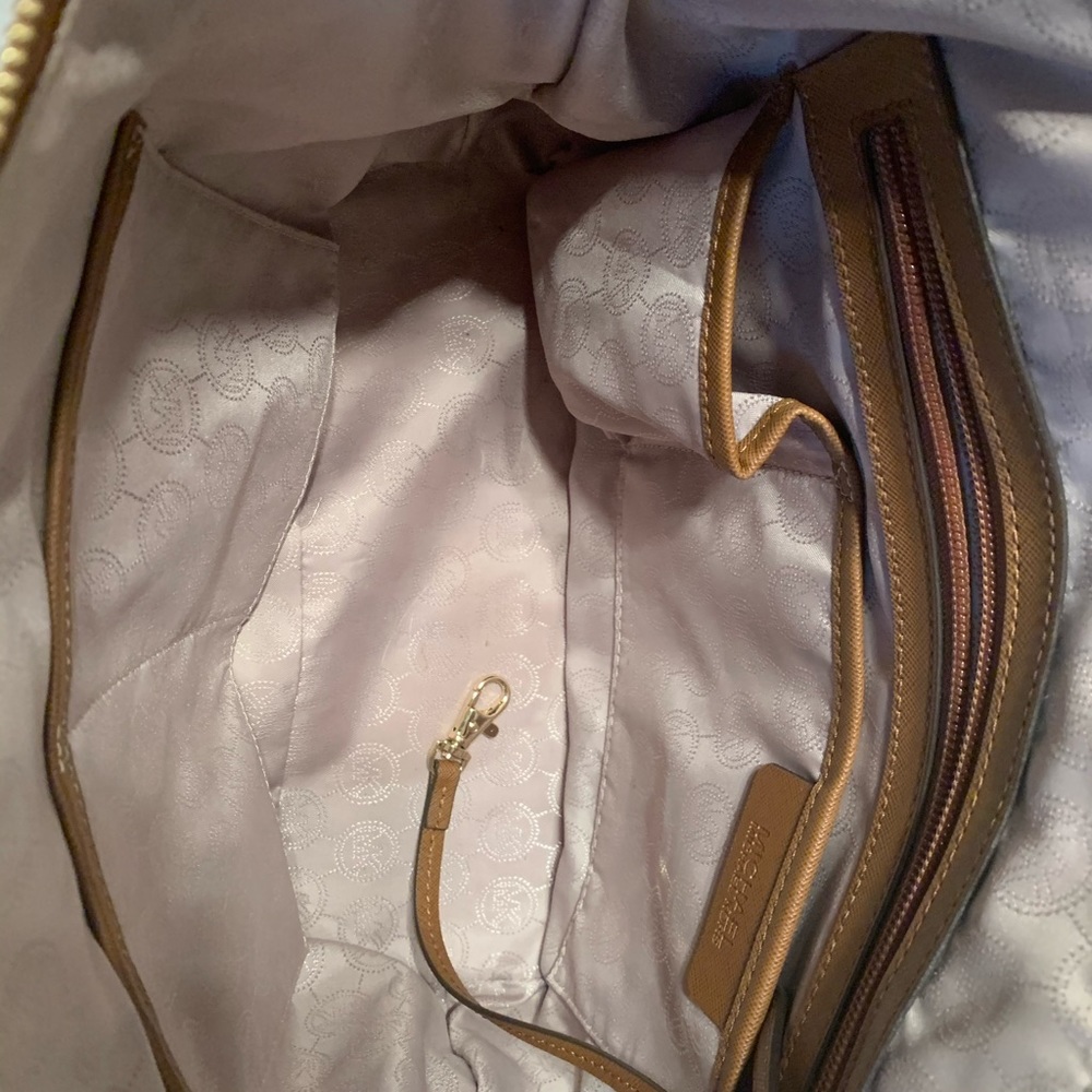 Michael Kors Shoulder Bag - Picture 2 of 2